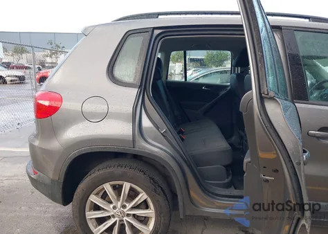 2017 Volkswagen Tiguan 2.0T/2.0T S from USA, damaged, VIN WVGAV7AX8HK051087